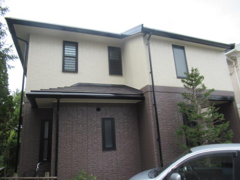 ブラック 黒色 のカラーシミュレーション 千葉の外壁塗装専門店 ハウスメイク